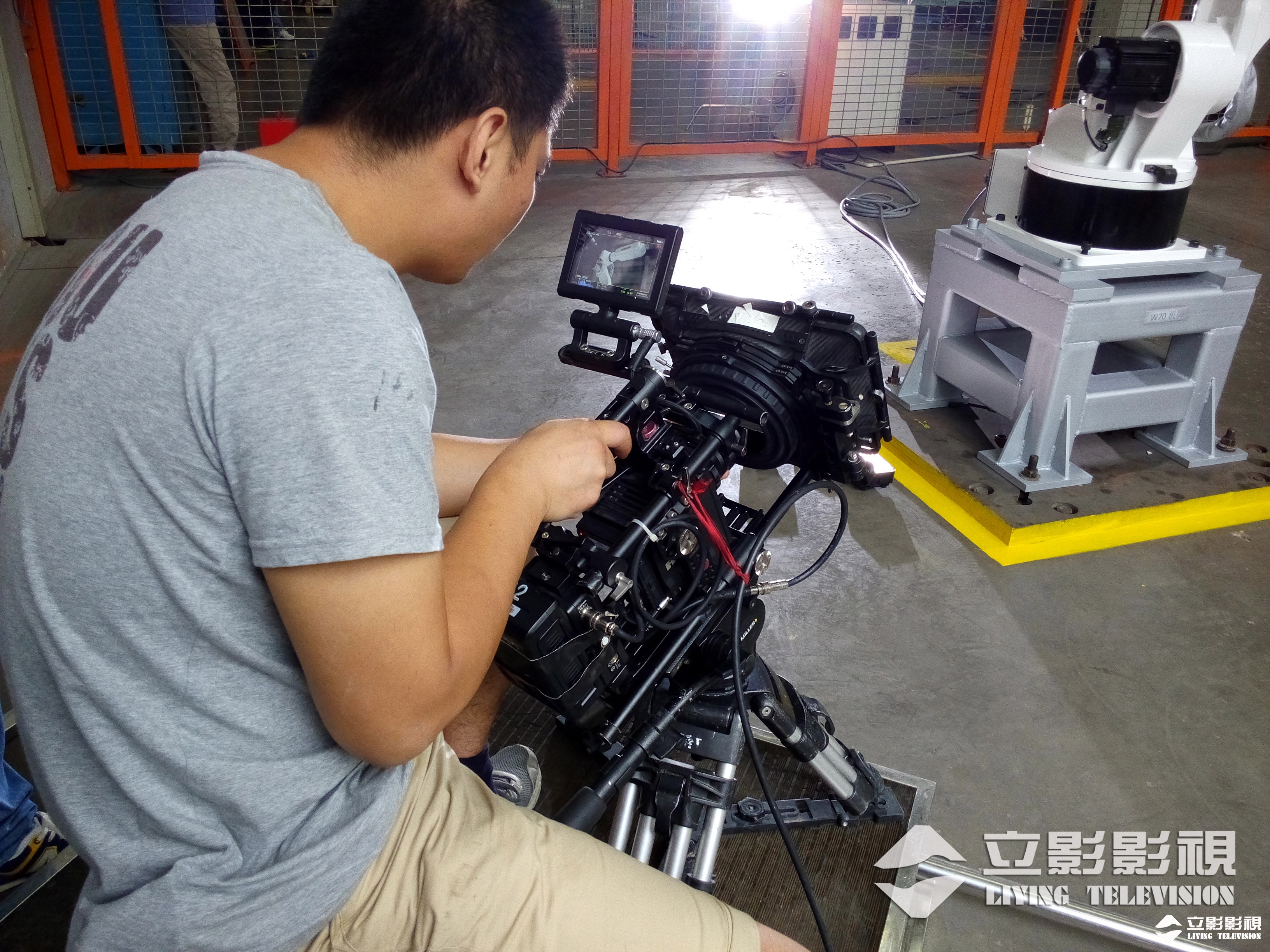 4ӰҕV湫˾:ӰҕV湫˾()\(yn)?