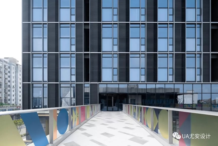 3ȰO(sh)Ӌ(j):uaȰO(sh)Ӌ(j)(chung)O(sh)Ӌ(j)a(j)b(j)^(q)e