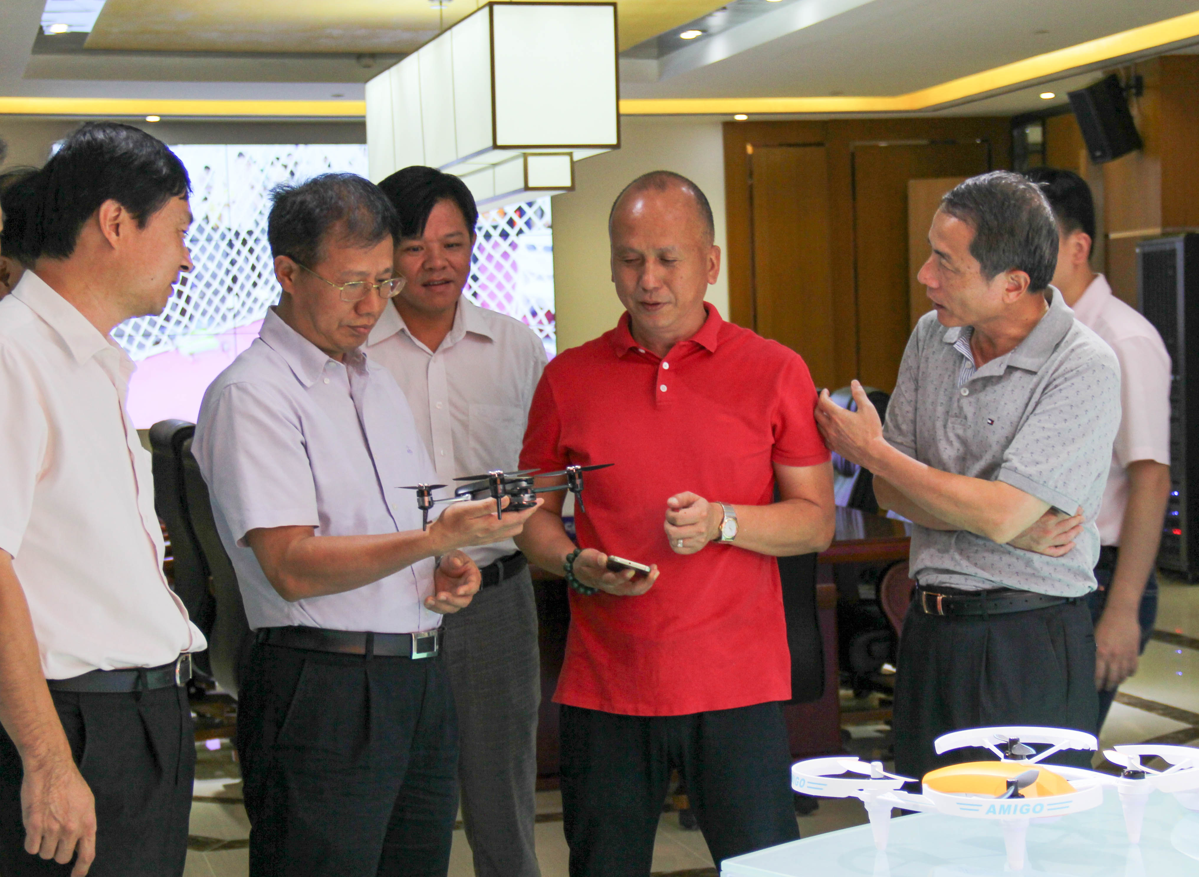 3ڸ߽V湫˾:һn(gu)Ӱ